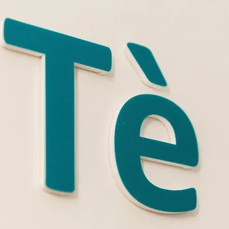 לינה וארוחת בוקר Mazzini15 נוברה